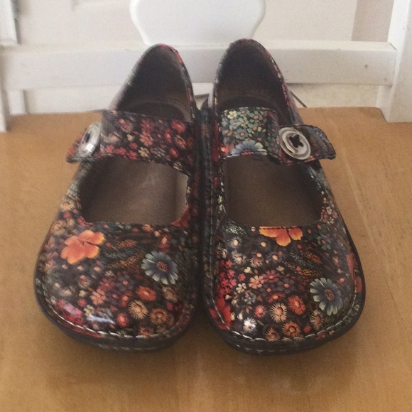 Alegria Shoes - Picture 6 of 9